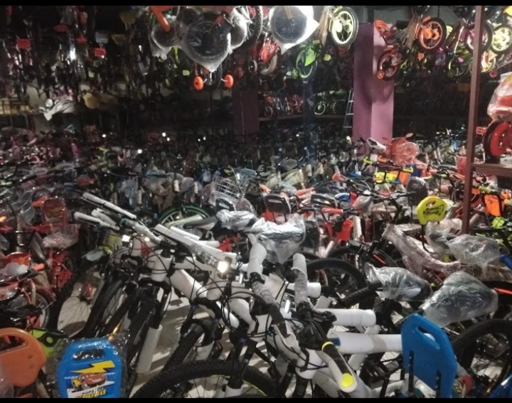 SAVARI CYCLES PATTAMBI